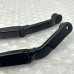 WINDSHIELD WIPER ARMS FRONT FOR A MITSUBISHI V93W - 3000/LONG WAGON<07M-> - GL(NSS4/9SEATER/ECE R15-04),5FM/T RHD / 2006-08-01 -> - WINDSHIELD WIPER ARMS FRONT