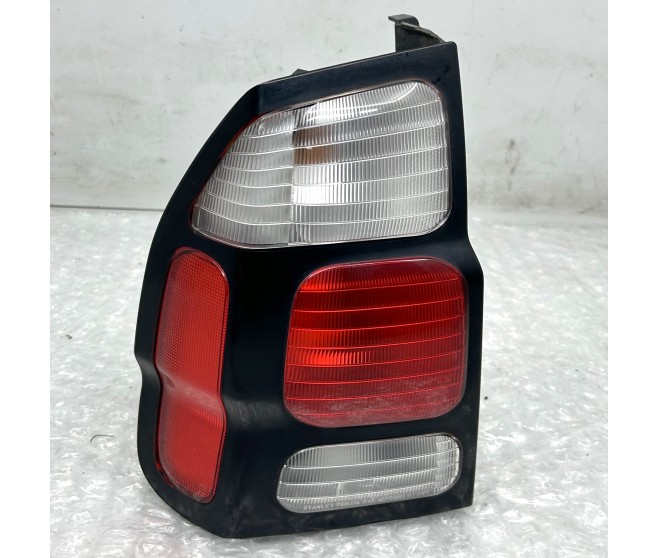 REAR BODY LAMP LEFT FOR A MITSUBISHI K90# - REAR EXTERIOR LAMP