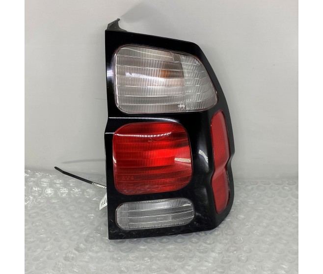 REAR RIGHT BODY LAMP LIGHT FOR A MITSUBISHI K90# - REAR EXTERIOR LAMP
