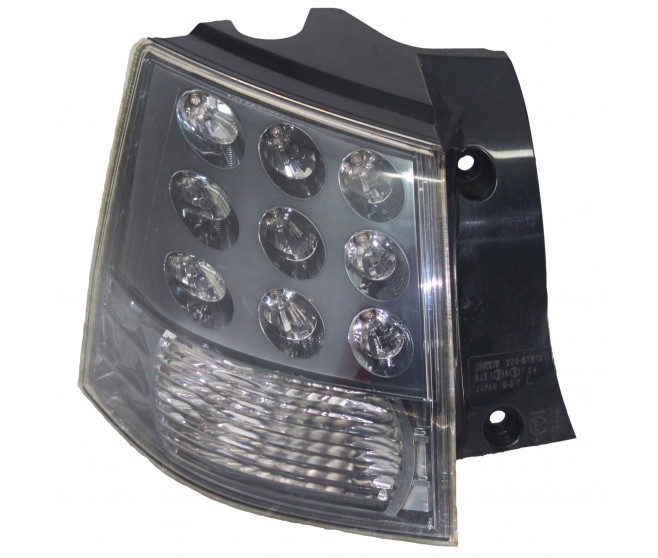 TAILGATE LIGHT REAR LEFT FOR A MITSUBISHI OUTLANDER - CW8W