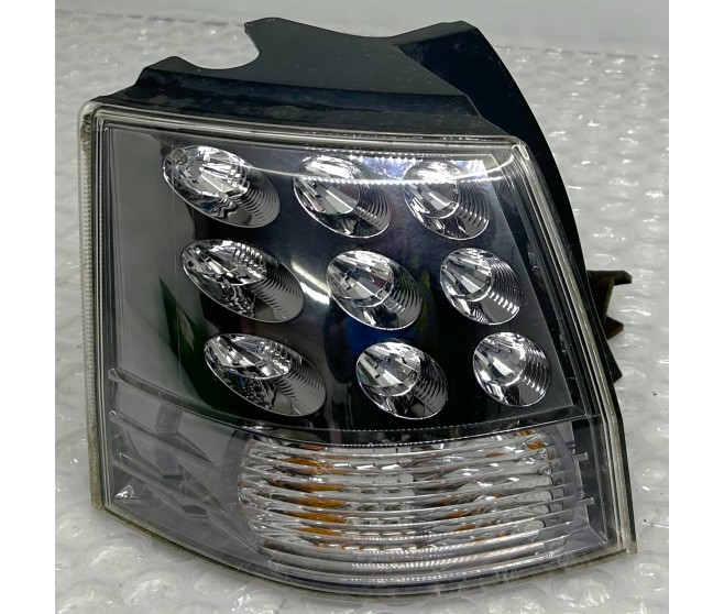 TAILGATE LIGHT REAR LEFT FOR A MITSUBISHI OUTLANDER - CW5W