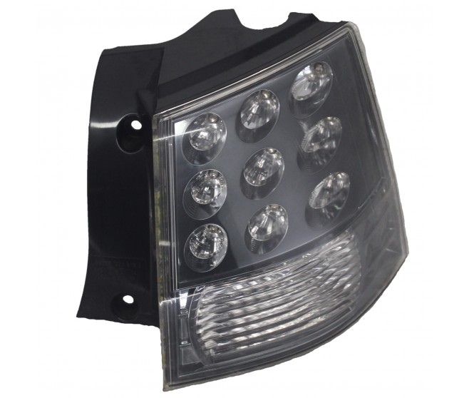 TAILGATE LIGHT REAR RIGHT FOR A MITSUBISHI CHASSIS ELECTRICAL - 