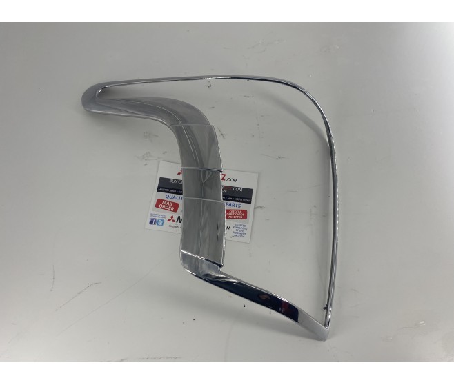 BARBARIAN REAR LEFT BODY LAMP CHROME TRIM ONLY FOR A MITSUBISHI KK,KL# - BARBARIAN REAR LEFT BODY LAMP CHROME TRIM ONLY