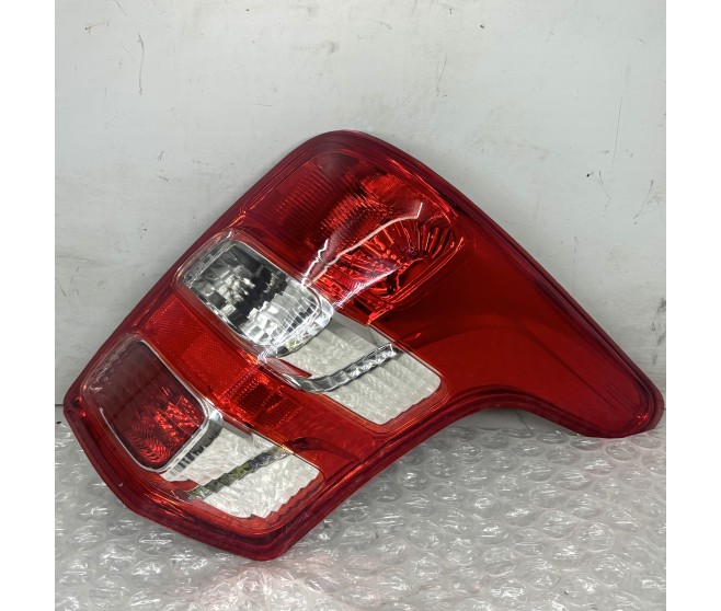 RIGHT REAR BODY LAMP FOR A MITSUBISHI L200,TRITON,STRADA - KL1T