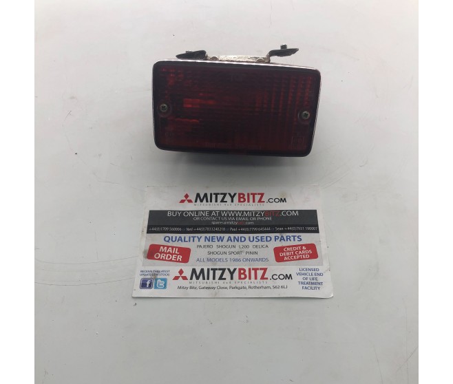 REAR RIGHT FOG LAMP  FOR A MITSUBISHI N10,20# - FRONT EXTERIOR LAMP