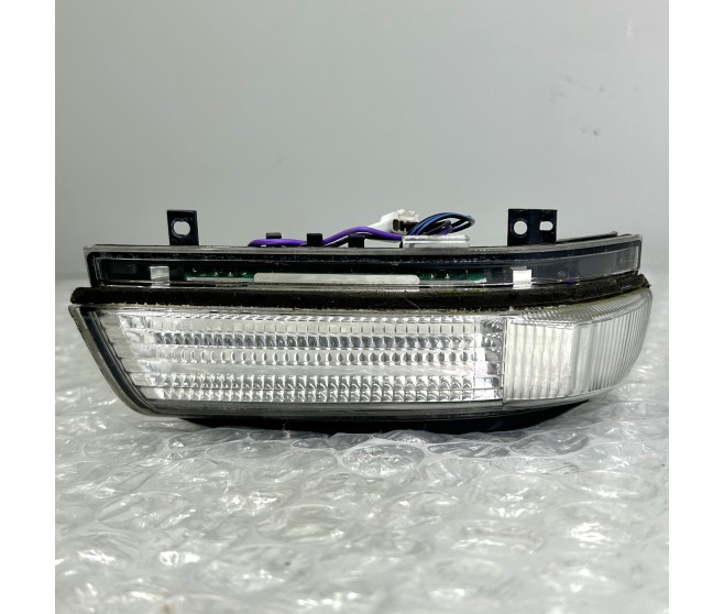 WING MIRROR INDICATOR LIGHT LEFT FOR A MITSUBISHI PAJERO/MONTERO - V97W