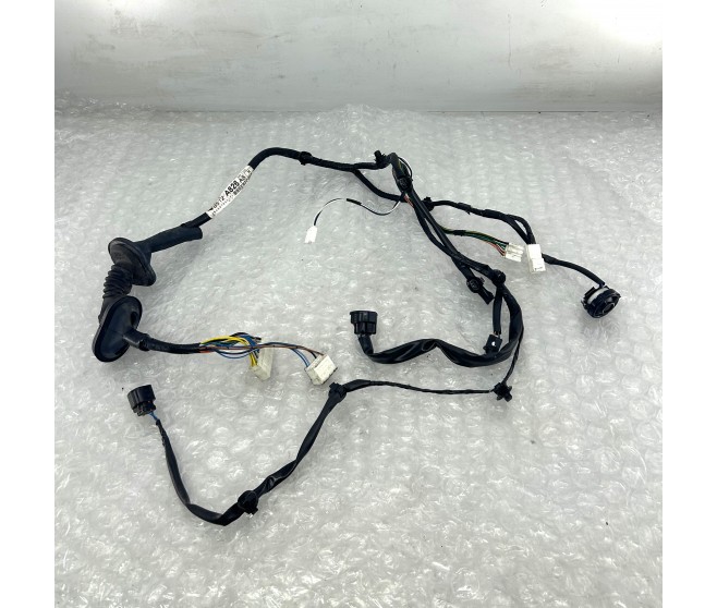 DOOR HARNESS FRONT LEFT FOR A MITSUBISHI PAJERO - V98W