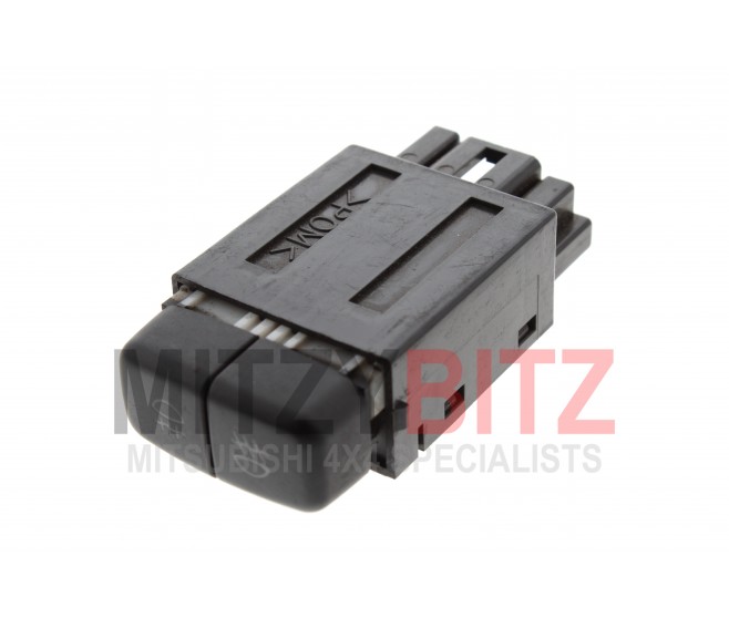 FRONT AND REAR FOG SWITCH FOR A MITSUBISHI V70# - FRONT AND REAR FOG SWITCH