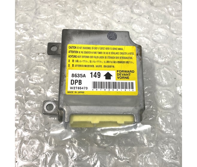 AIRBAG SRS CONTROL UNIT FOR A MITSUBISHI L200 - KB4T