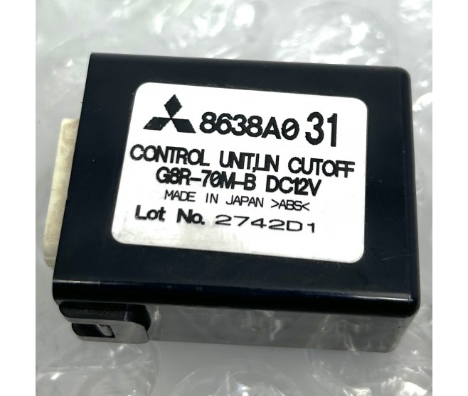 NETWORK CUT-OFF CONTROL UNIT FOR A MITSUBISHI PAJERO - V97W