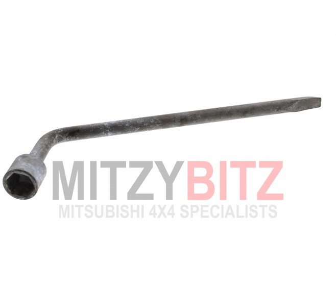 WHEEL NUT SOCKET WRENCH FOR A MITSUBISHI TRITON - KL1T