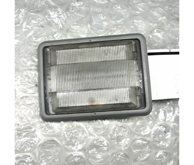 REAR BOOT ROOF COURTESY LIGHT LAMP FOR A MITSUBISHI L0/P0# - ROOM LAMP