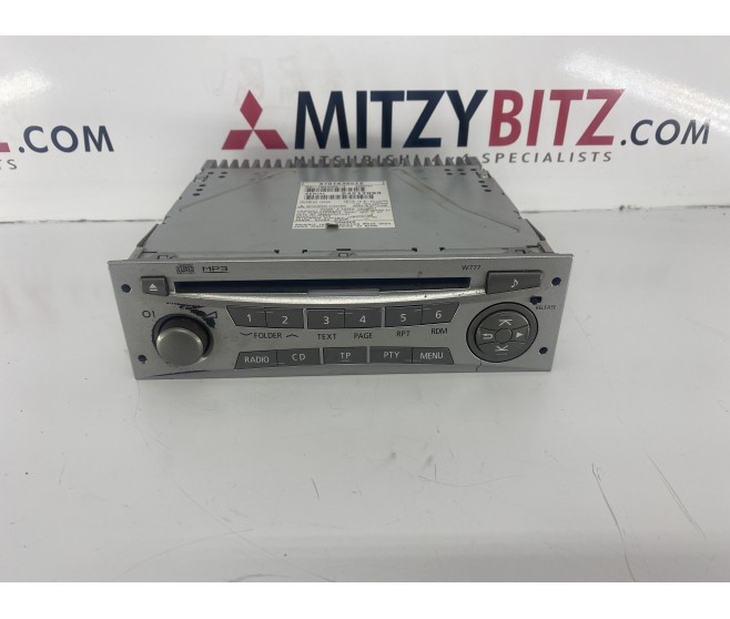 CD PLAYER RADIO STEREO FOR A MITSUBISHI L04,14# - BATTERY CABLE & BRACKET