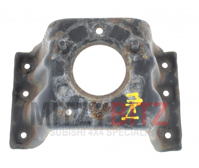 SPARE WHEEL CARRIER BRACKET FOR A MITSUBISHI PAJERO - L041G