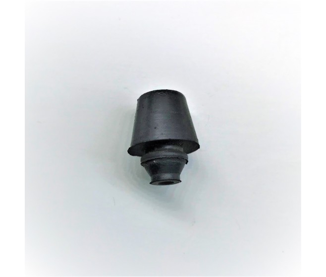 FRONT DOOR LOWER RUBBER DAMPER CUSHION FOR A MITSUBISHI V20-50# - FRONT DOOR LOWER RUBBER DAMPER CUSHION