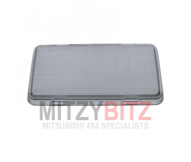 FRONT DOOR CARD LAMP LENS COVER FOR A MITSUBISHI MONTERO SPORT - K96W