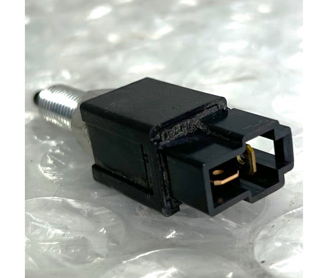 STOP LAMP SWITCH FOR A MITSUBISHI GENERAL (EXPORT) - BRAKE