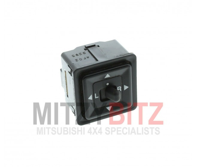 ELECTRIC WING MIRROR SWITCH FOR A MITSUBISHI K60,70# - SWITCH & CIGAR LIGHTER