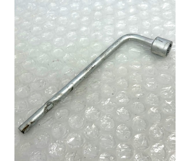 WHEEL NUT SOCKET WRENCH