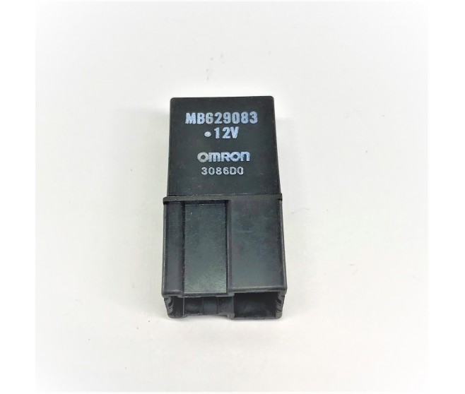 HEADLAMP RELAY FOR A MITSUBISHI DELICA SPACE GEAR/CARGO - PD8W