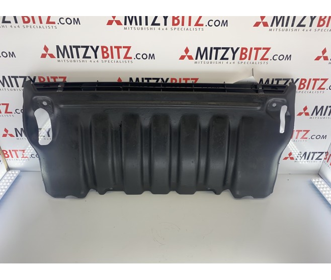 FRONT UNDER ENGINE SUMP GUARD WITH GRILLE FOR A MITSUBISHI PAJERO - V47WG