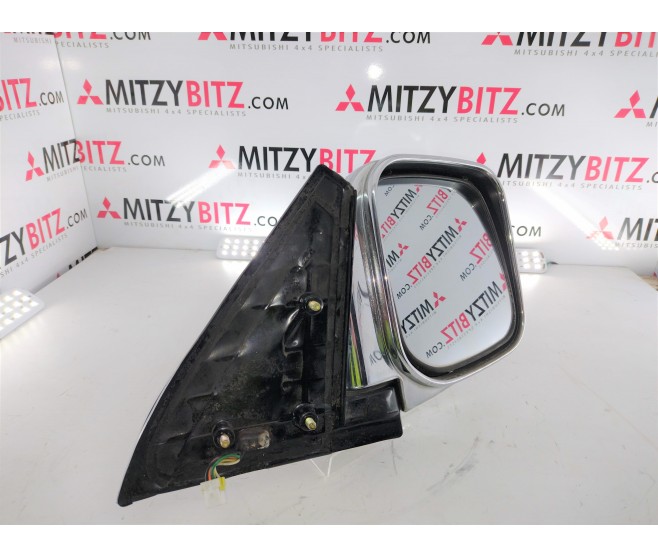 DRIVER SIDE WING MIRROR FOR A MITSUBISHI V20,40# - DRIVER SIDE WING MIRROR