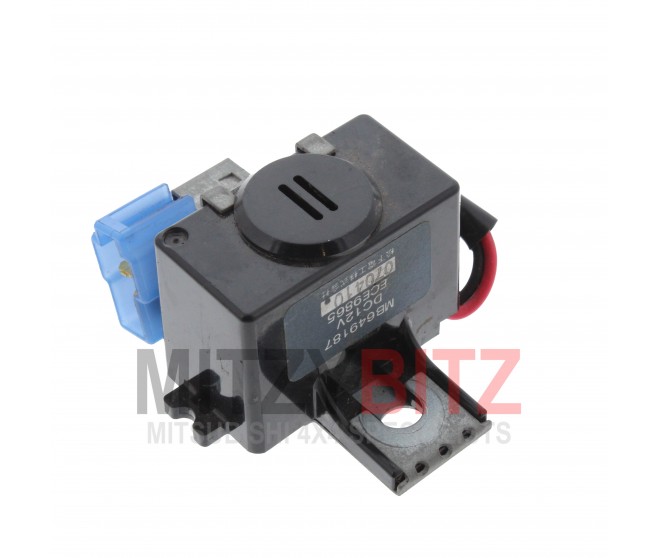 HORN AND BUZZER RELAY FOR A MITSUBISHI V90# - HORN AND BUZZER RELAY