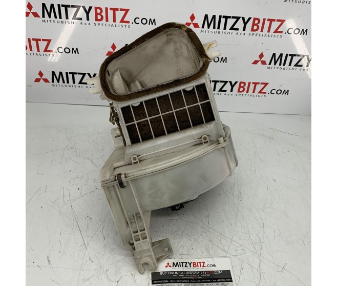 HEATER BLOWER FOR A MITSUBISHI V20-50# - HEATER UNIT & PIPING