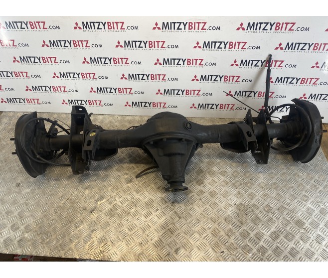 REAR AXLE WITH 4.875 REAR LOCKING DIFF FOR A MITSUBISHI V20,40# - REAR AXLE DIFFERENTIAL
