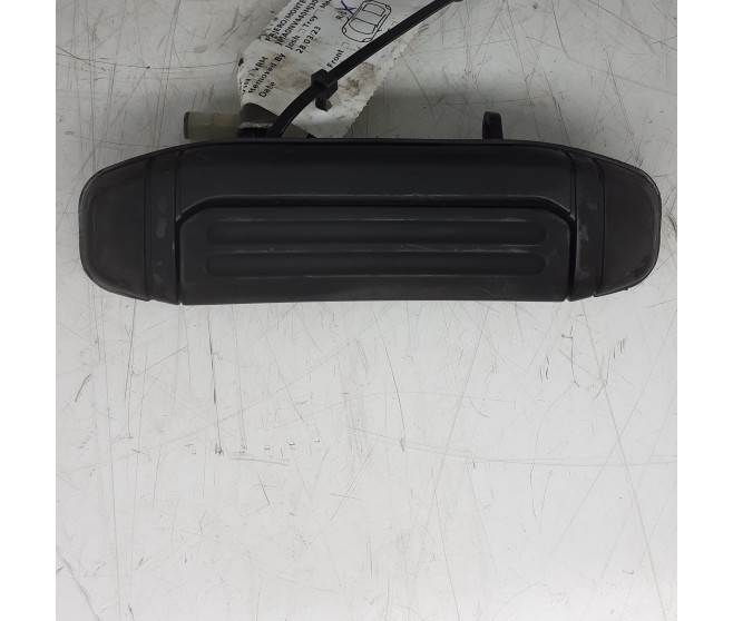 RIGHT OUTER DOOR HANDLE FOR A MITSUBISHI PAJERO - V46WG
