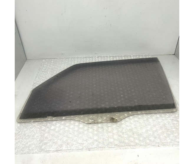 DOOR WINDOW GLASS FRONT LEFT FOR A MITSUBISHI PAJERO - V46WG