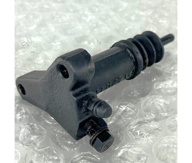 CLUTCH RELEASE SLAVE CYLINDER FOR A MITSUBISHI V20,40# - CLUTCH RELEASE SLAVE CYLINDER