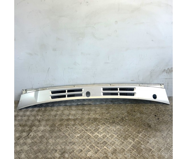 SCUTTLE PANEL FOR A MITSUBISHI V10-40# - LOOSE PANEL