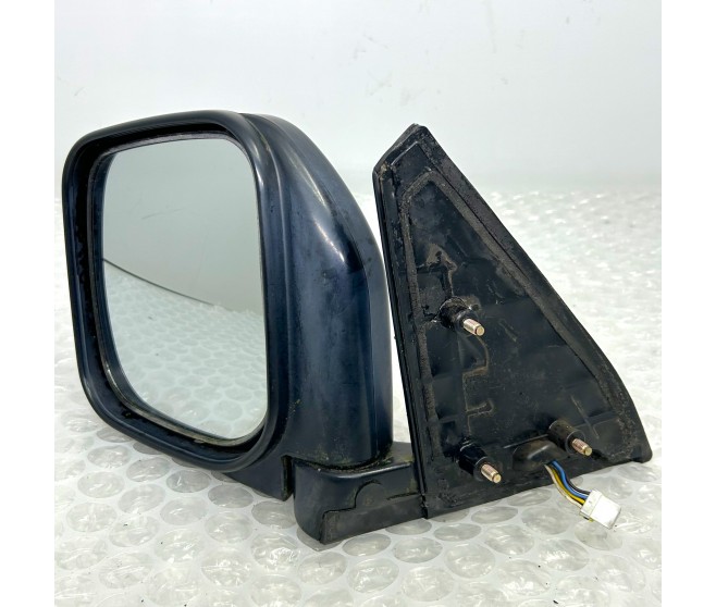 DOOR MIRROR FRONT LEFT FOR A MITSUBISHI PAJERO - V23W