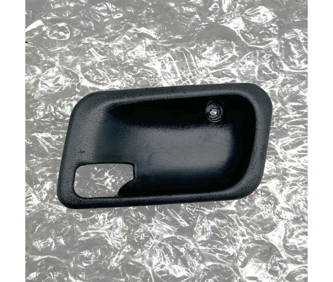 INSIDE HANDLE COVER LEFT FOR A MITSUBISHI N10,20# - FRONT DOOR LOCKING
