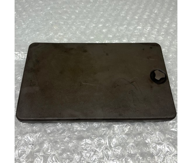 TOOL BOX ONLY BROWN FOR A MITSUBISHI PAJERO/MONTERO - V14V