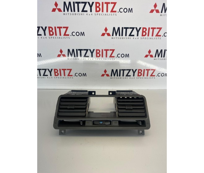 FRONT AIR OUTLET FOR A MITSUBISHI PAJERO - V43W