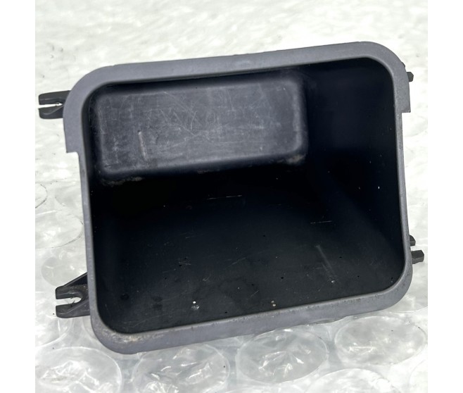 FLOOR CONSOLE FRONT BOX FOR A MITSUBISHI V20,40# - FLOOR CONSOLE FRONT BOX