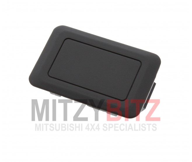 BLANKING SWITCH DASH PANEL HOLE COVER FOR A MITSUBISHI PAJERO - V46WG