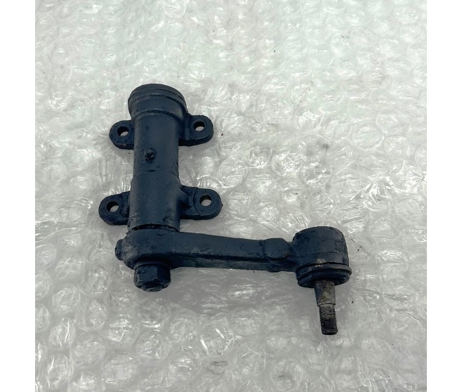 STEERING IDLER ARM FOR A MITSUBISHI V20,40# - STEERING LINKAGE