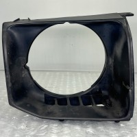 ROUND HEADLAMP BEZEL FRONT RIGHT