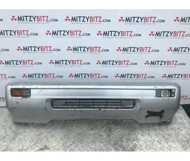 SILVER FRONT BUMPER FOR A MITSUBISHI P35W - 2500D/4WD/HI-RF(WAGON)<87M-> - EXCEED(CRYSTAL-LITE ROOF),5FM/T / 1986-04-01 - 1999-06-30 - 