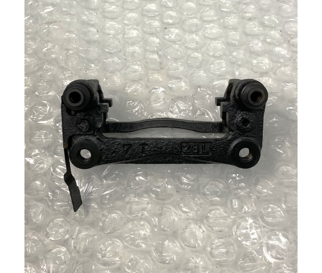 REAR BRAKE CALIPER SUPPORT CARRIER FOR A MITSUBISHI PAJERO/MONTERO - V24W