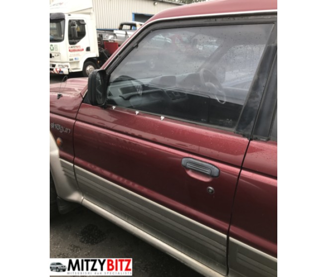 BARE DOOR FRONT LEFT FOR A MITSUBISHI PAJERO - V26WG