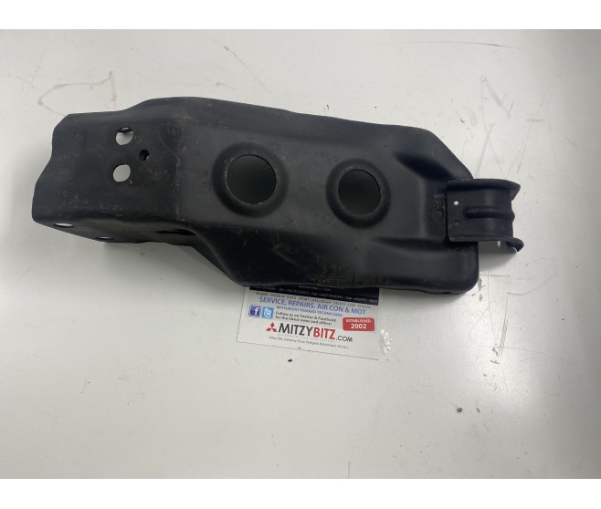 93-97 FRONT RIGHT BUMPER REINFORCER ONLY FOR A MITSUBISHI V10,20# - 93-97 FRONT RIGHT BUMPER REINFORCER ONLY