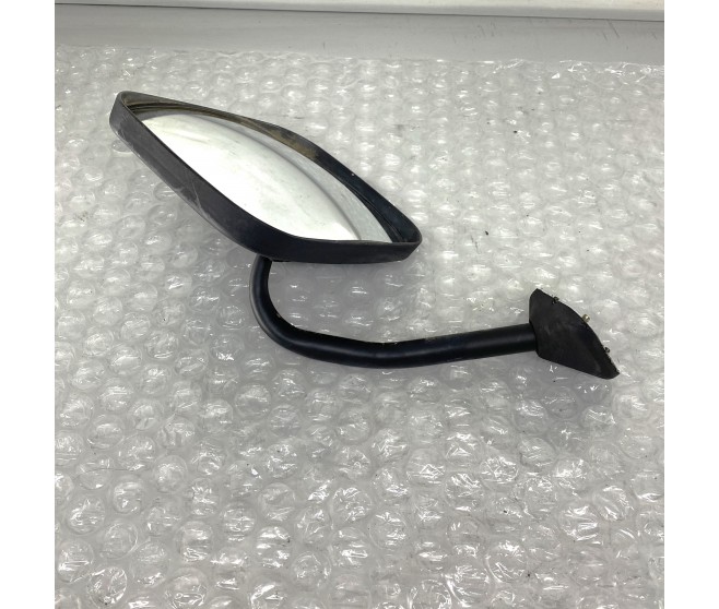 REAR VIEW PARKING BLIND SPOT MIRROR FOR A MITSUBISHI DELICA SPACE GEAR/CARGO - PB5W