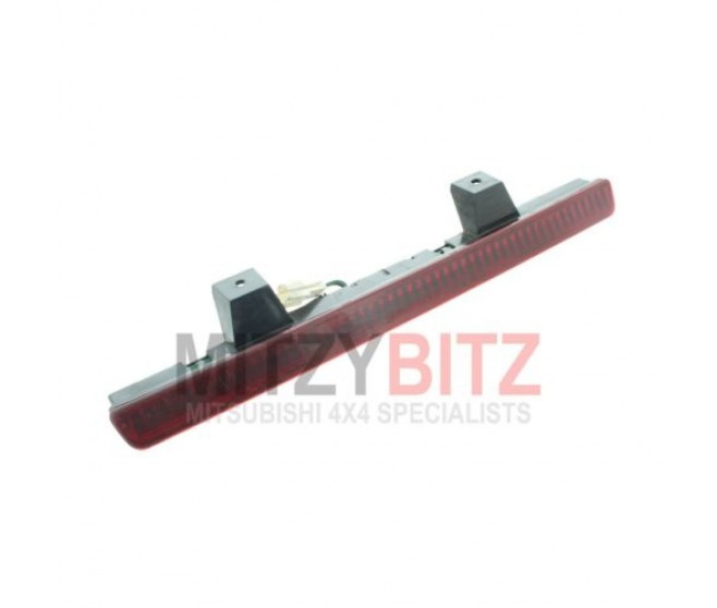 HIGH LEVEL TAILGATE DOOR BRAKE LIGHT FOR A MITSUBISHI DELICA SPACE GEAR/CARGO - PD5V