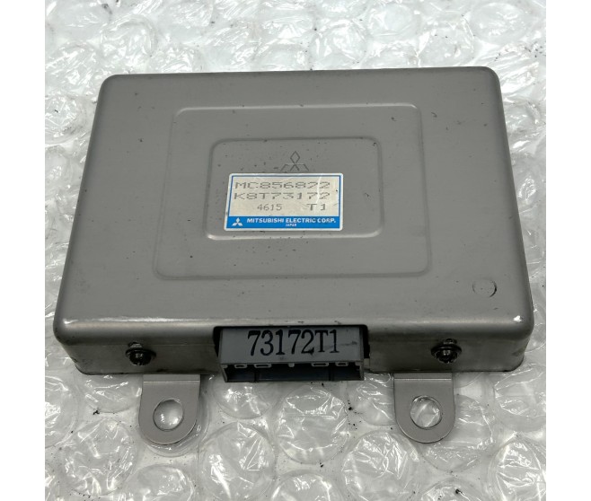 GLOW PLUG CONTROL UNIT FOR A MITSUBISHI DELICA SPACE GEAR/CARGO - PD8W