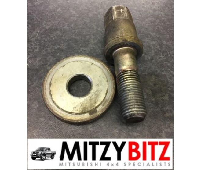 GOOD USED CRANK PULLEY BOLT & WASHER FOR A MITSUBISHI NATIVA/PAJ SPORT - KG4W