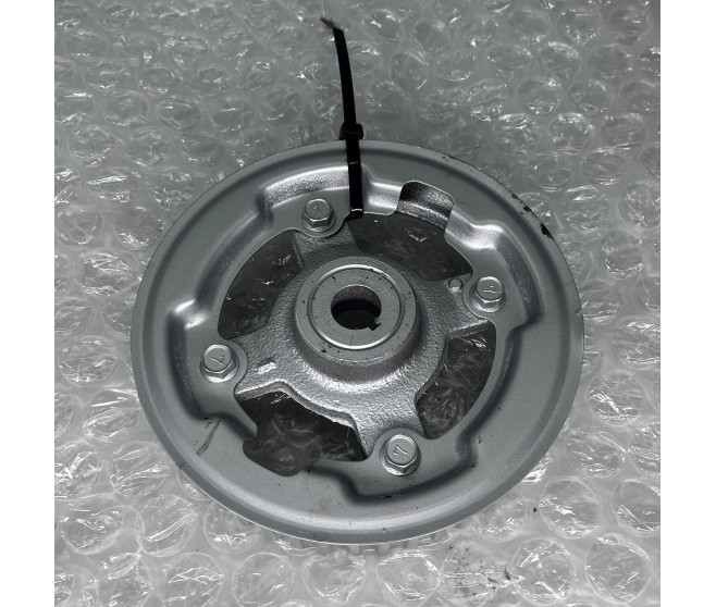 FUEL INJECTION PUMP SPROCKET PULLEY FOR A MITSUBISHI PAJERO - L049G